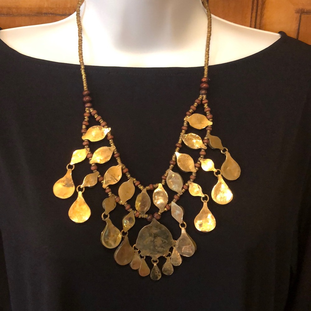 Statement Necklace - Picture 4 of 7